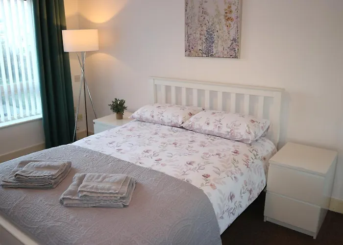 Апартаменты Conveniently Located, 2 Bedroom Modern